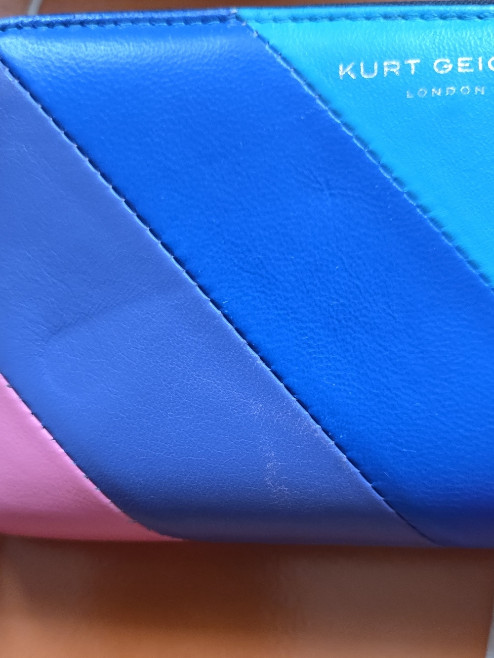 KURT GEIGER MULTICOLOR WALLET GOOD USED CONDITION - Picture 6 of 9